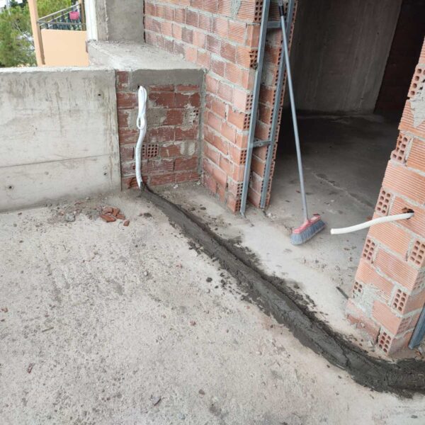 Προεγκατάσταση χάνδρωμα εξωτερικής μονάδας